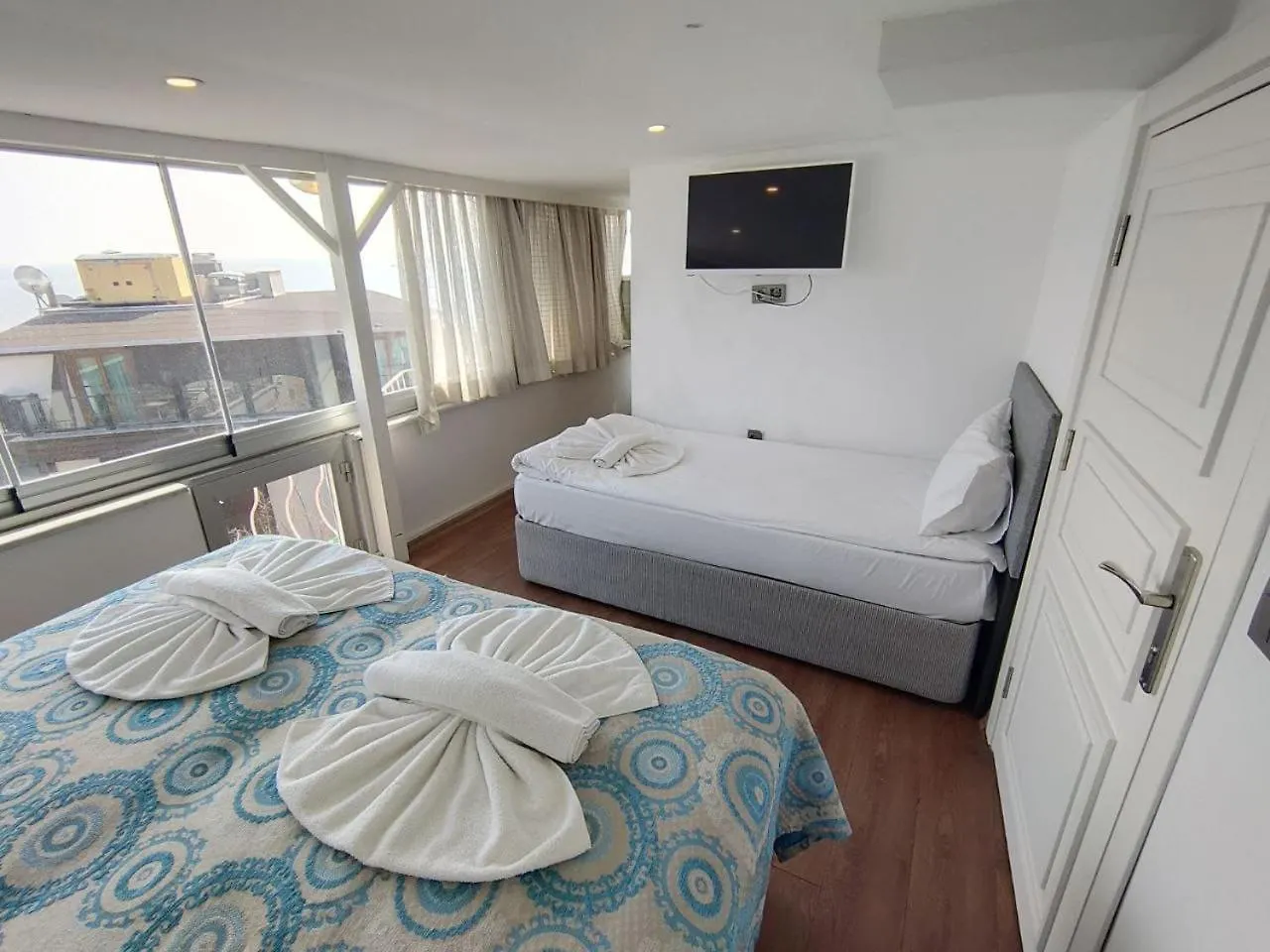 Antique Hotel And Apartments Istanbul 0*,
